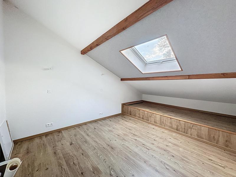 Maison jumelée - 147 m² - 6 pièces