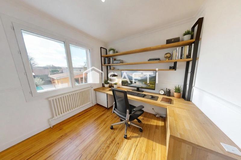 Maison - 195 m² - 7 pièces