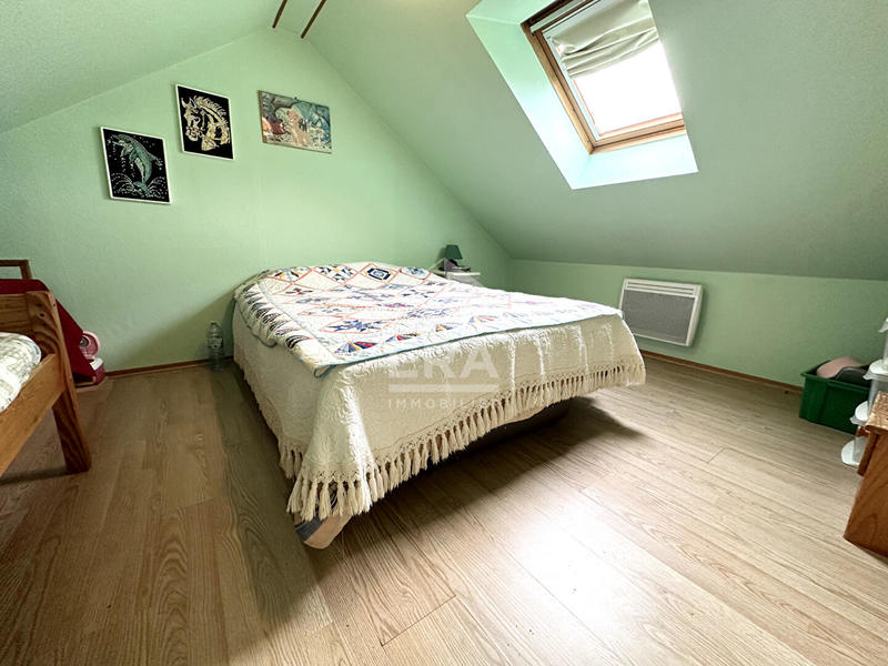 Maison - 99 m² - 5 pièces