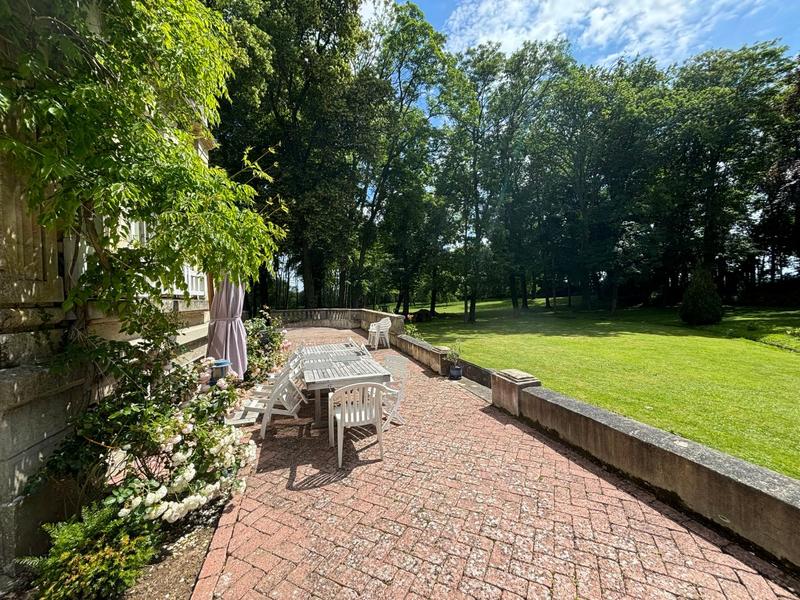 Maison de maîtres - 395 m² - 11 pièces