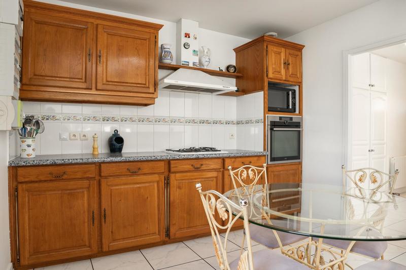 Maison - 175 m² - 7 pièces