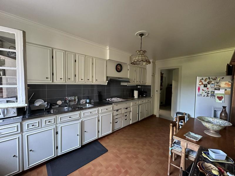 Maison - 210 m² - 7 pièces