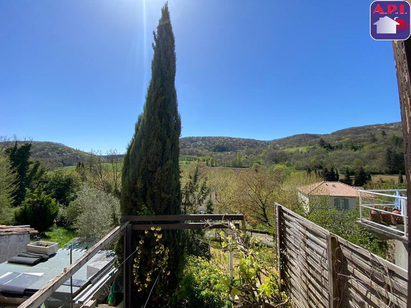 Maison - 108 m² - 7 pièces