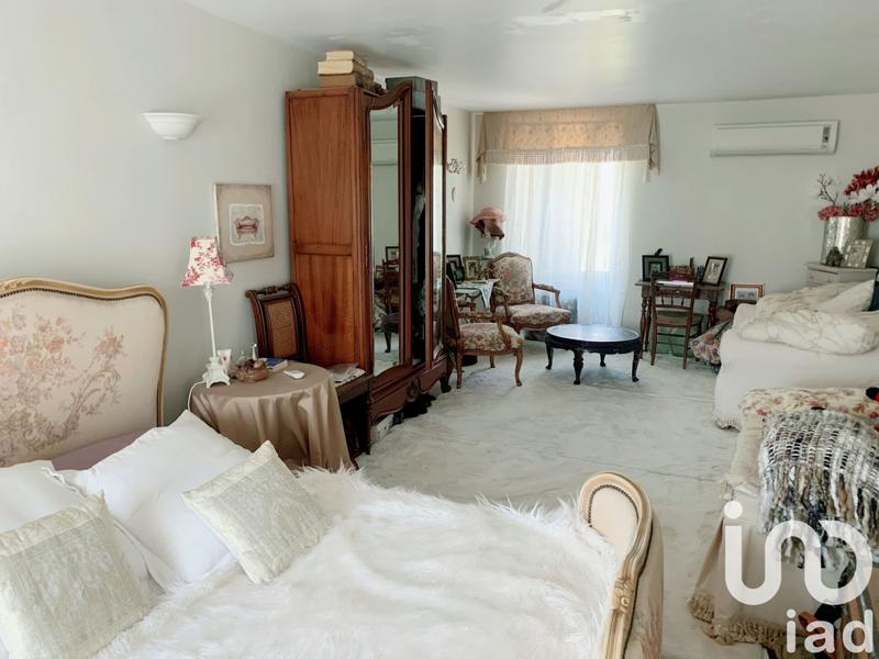 Maison - 200 m² - 6 pièces