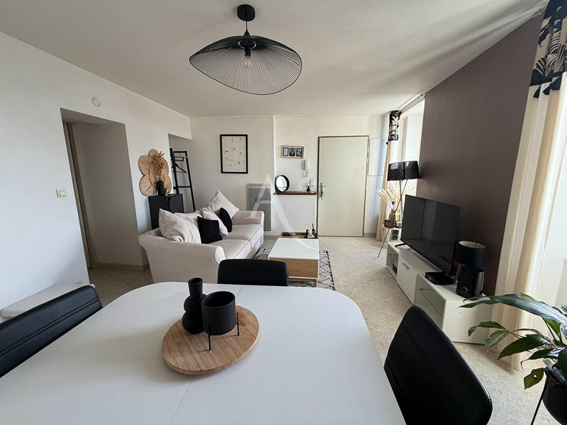 Appartement - 50 m² - 2 pièces