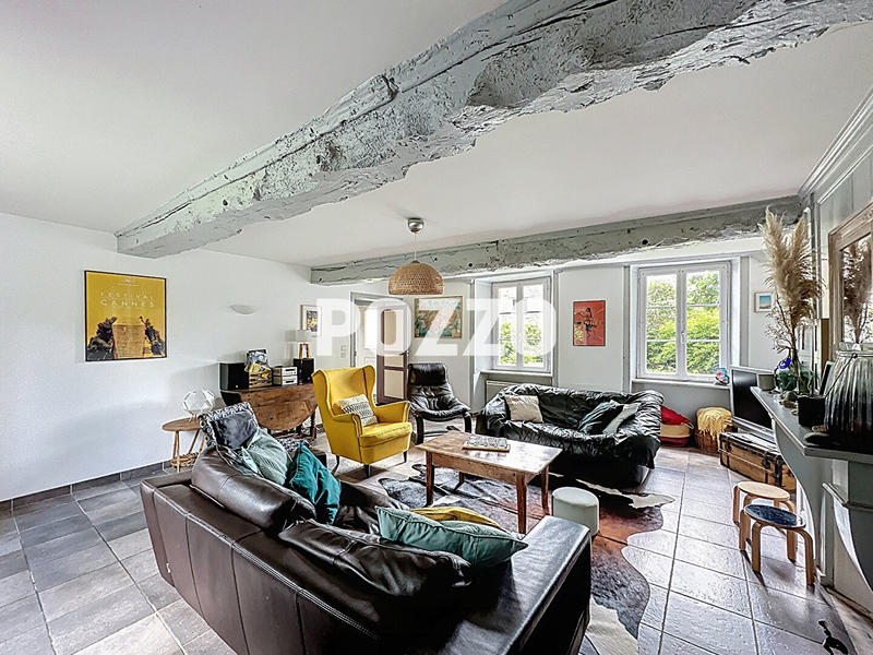 Maison - 171 m² - 8 pièces