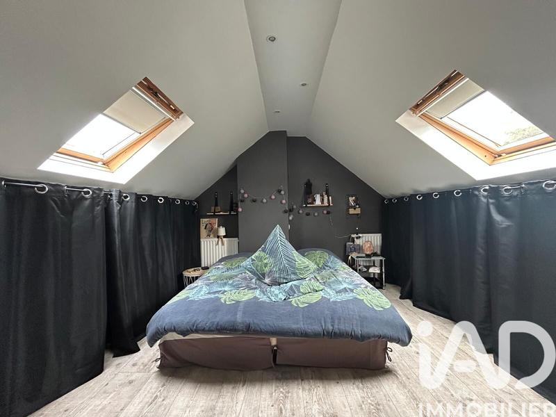 Maison - 95 m² - 5 pièces