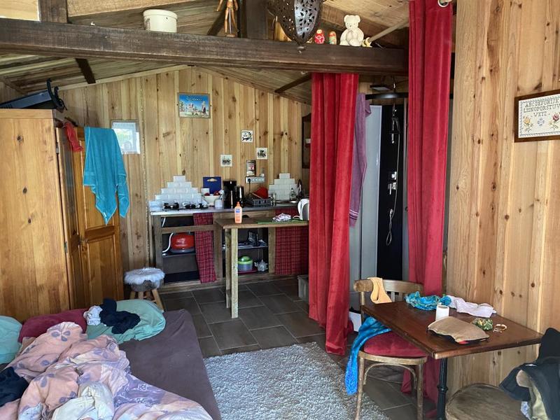 Maison - 220 m² - 7 pièces