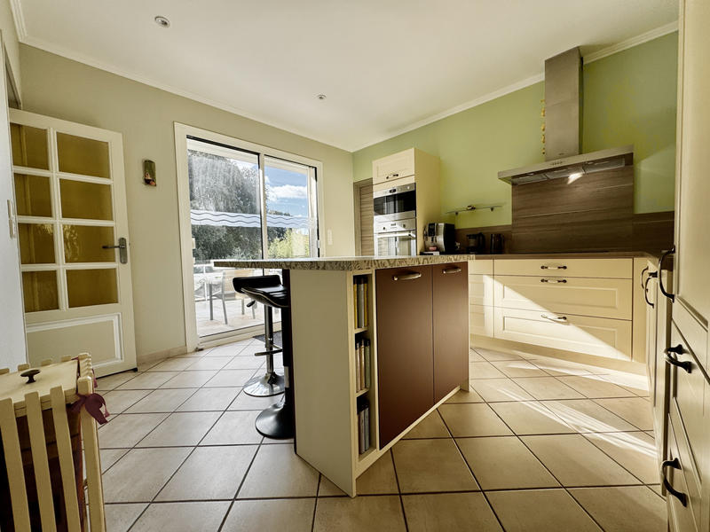 Maison - 155 m² - 7 pièces