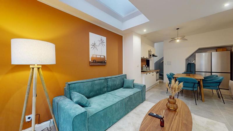 Maison - 102 m² - 6 pièces