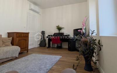 Maison traditionnelle - 108 m² - 5 pièces