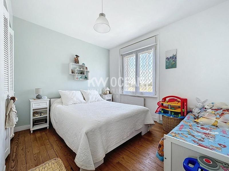 Maison - 79 m² - 6 pièces