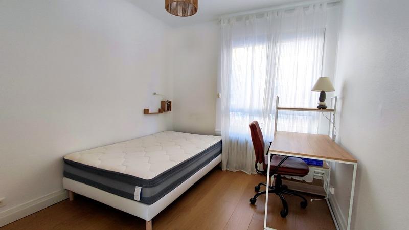 Appartement - 70 m² - 4 pièces