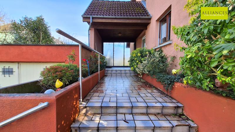 Maison - 162 m² - 7 pièces