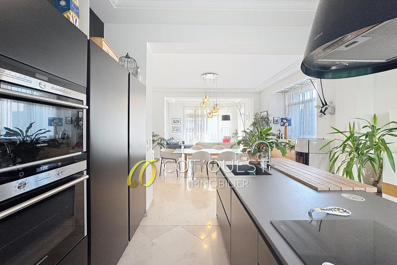 Appartement - 110 m² - 4 pièces