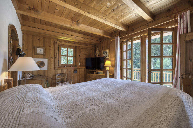 Châlet - 206 m² - 6 pièces