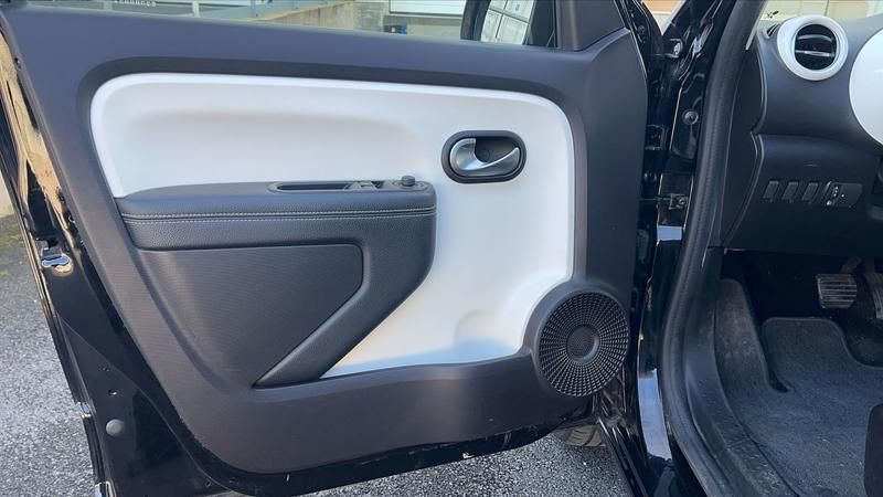 Renault Twingo III 0.9 TCe 95 Edc6 Intens