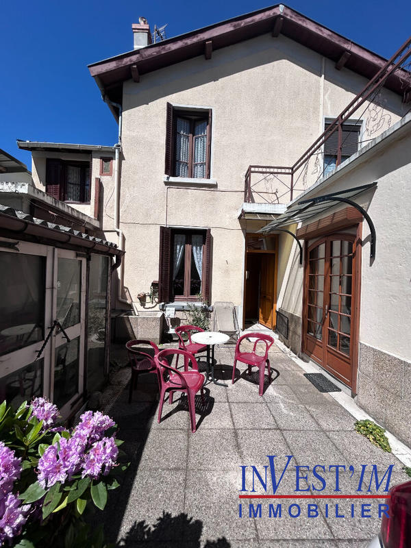 Maison - 102 m² - 5 pièces