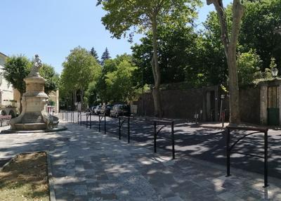 Maison - 240 m² - 9 pièces