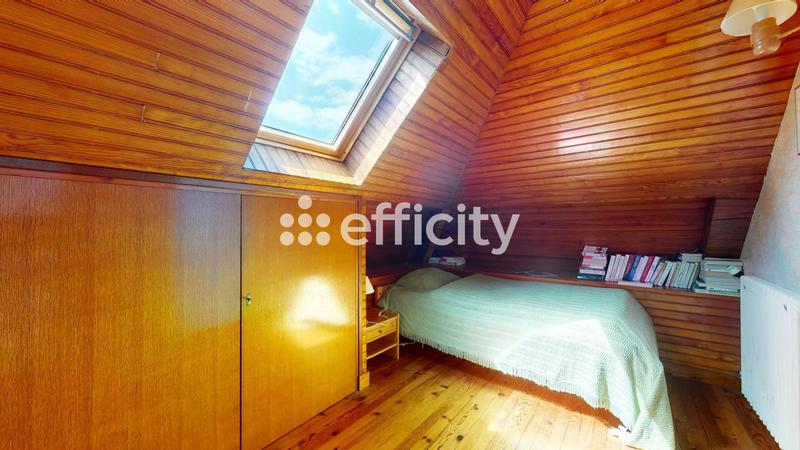 Maison - 102 m² - 6 pièces