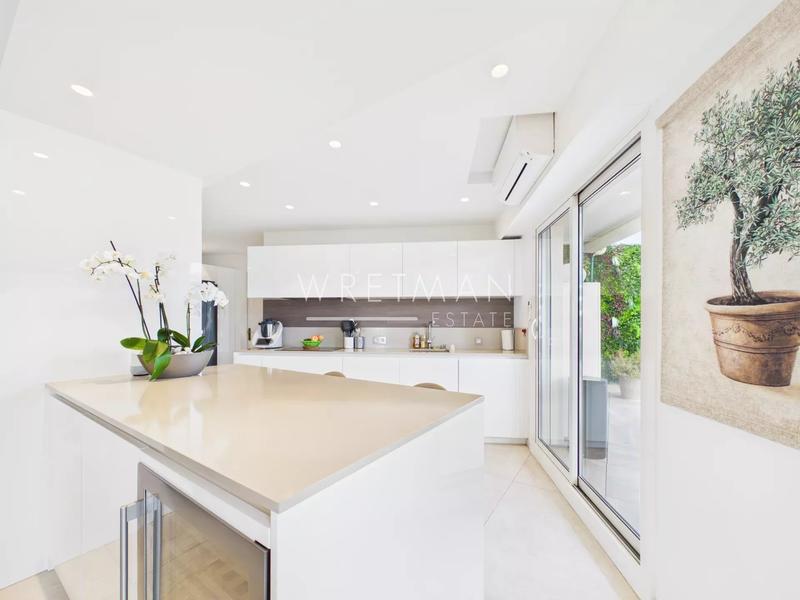 Appartement - 123 m² - 4 pièces