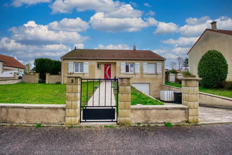 Maison - 96 m² - 6 pièces