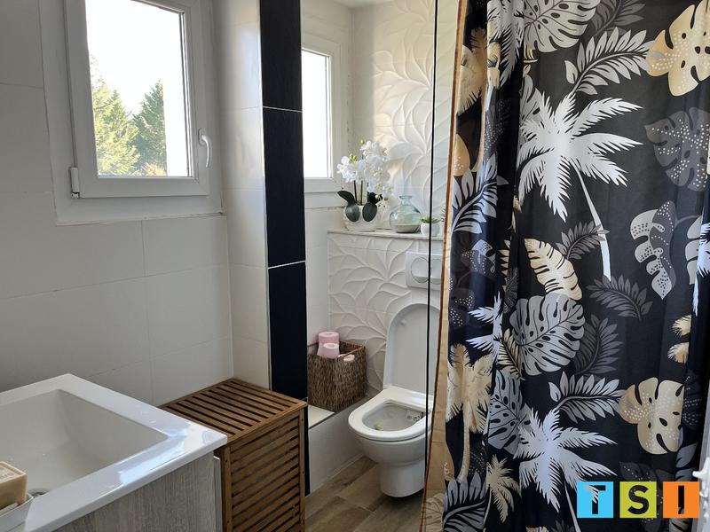 Maison - 144 m² - 7 pièces