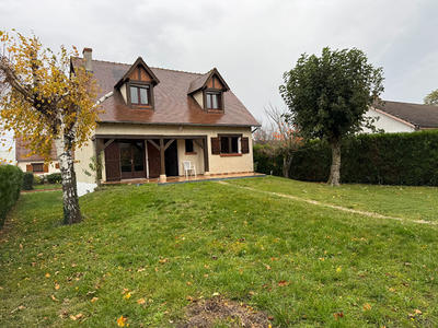 Maison - 87 m² - 5 pièces