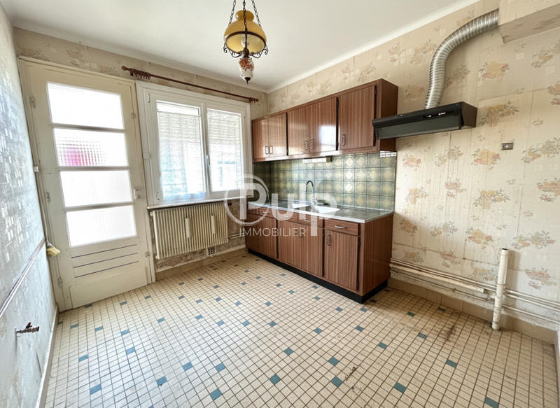 Maison - 80 m² - 5 pièces