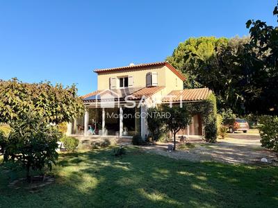 Maison - 143 m² - 4 pièces