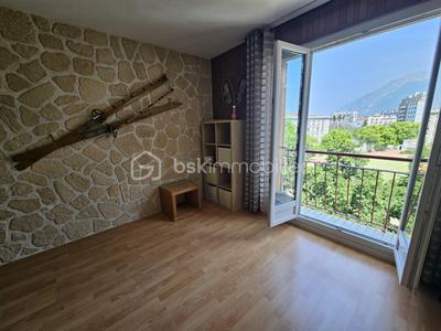Appartement - 44 m² - 3 pièces