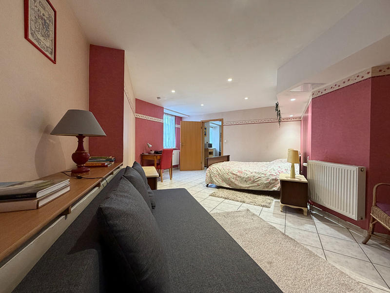 Immeuble - 8 pièces