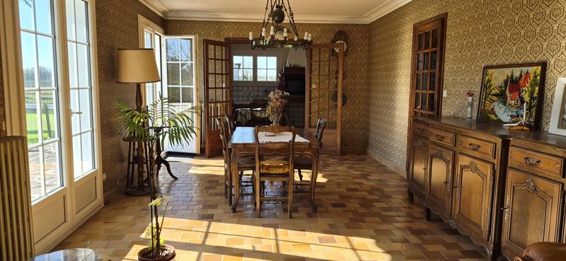 Maison traditionnelle - 176 m² - 12 pièces