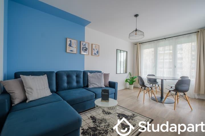 Chambre - 14 m² - 1 pièce