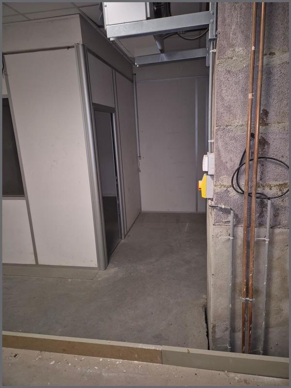 Local commercial - 40 m² - 3 pièces