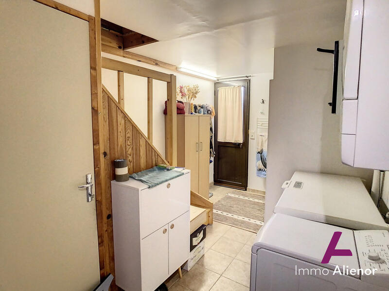 Maison - 141 m² - 6 pièces