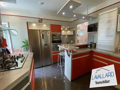 Maison - 134 m² - 4 pièces