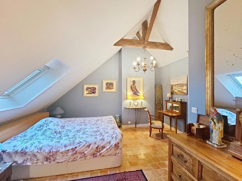 Maison - 167 m² - 7 pièces