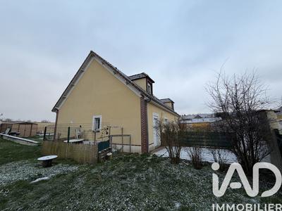 Maison - 212 m² - 8 pièces