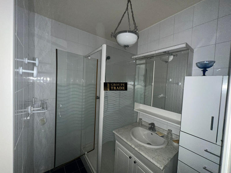 Appartement - 80 m² - 3 pièces