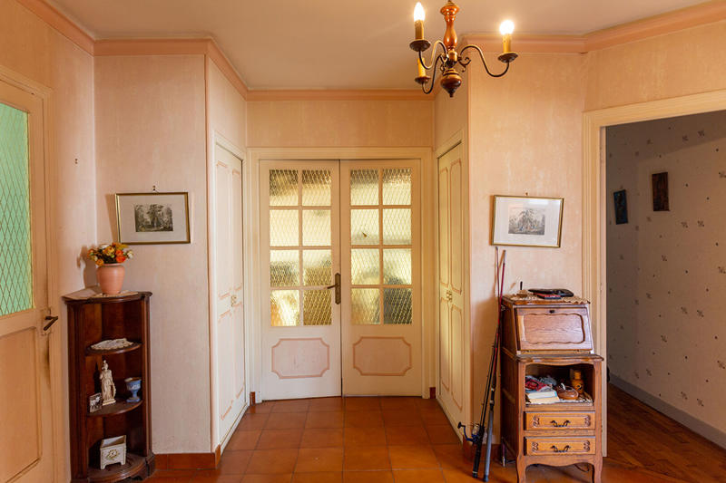 Immeuble - 70 m² - 7 pièces