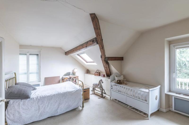 Maison - 273 m² - 9 pièces