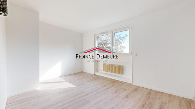 Appartement - 106 m² - 5 pièces