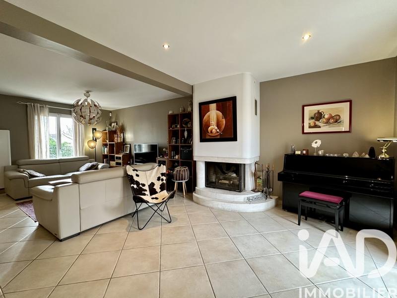 Maison - 151 m² - 7 pièces