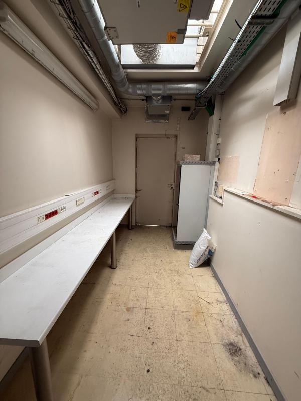 Immeuble - 162 m² - 1 pièce