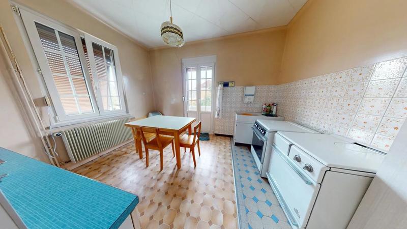 Maison - 146 m² - 6 pièces