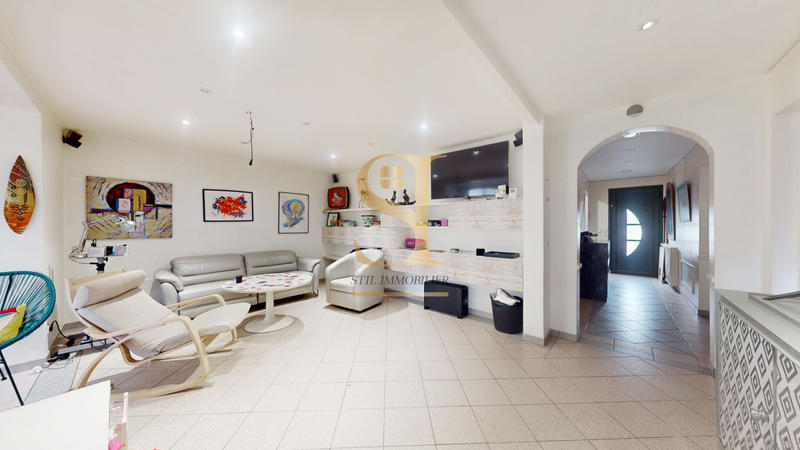 Maison - 130 m² - 6 pièces