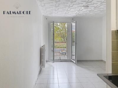 Studio - 17 m² - 1 pièce