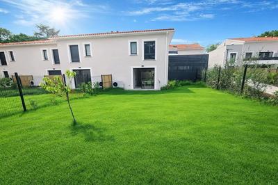 Maison traditionnelle - 88 m² - 4 pièces