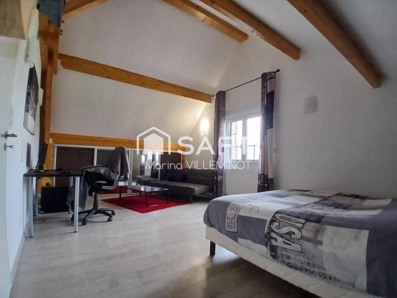 Maison - 183 m² - 9 pièces